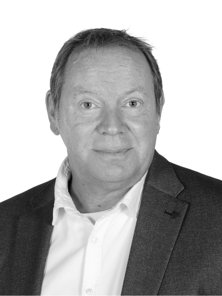 Sales - Henning Neubauer Sales - Henning Neubauer